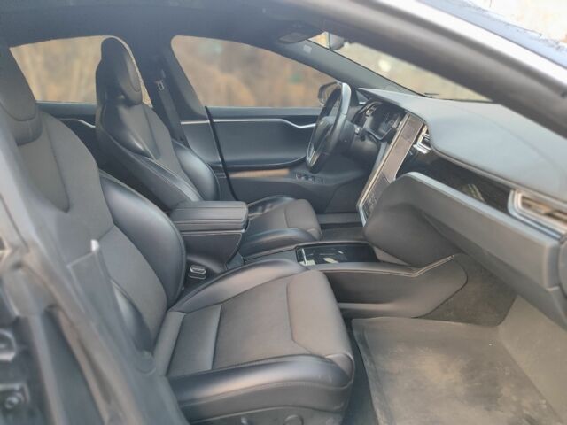 Сірий Тесла Модель С, об'ємом двигуна 0 л та пробігом 152 тис. км за 15999 $, фото 20 на Automoto.ua