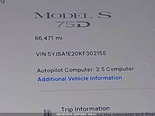 Сірий Тесла Модель С, об'ємом двигуна 0 л та пробігом 66 тис. км за 12000 $, фото 6 на Automoto.ua
