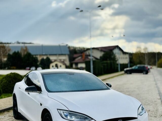 Сірий Тесла Модель С, об'ємом двигуна 0 л та пробігом 176 тис. км за 15000 $, фото 1 на Automoto.ua