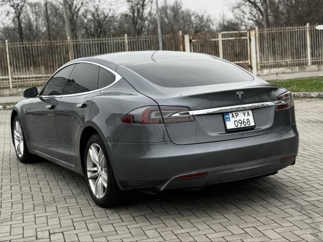 Серый Тесла Модель С, объемом двигателя 0 л и пробегом 232 тыс. км за 10700 $, фото 11 на Automoto.ua