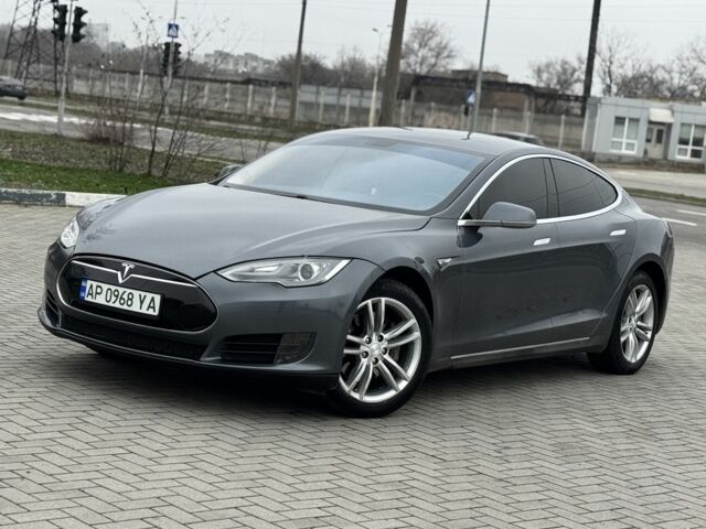 Серый Тесла Модель С, объемом двигателя 0 л и пробегом 232 тыс. км за 10700 $, фото 12 на Automoto.ua