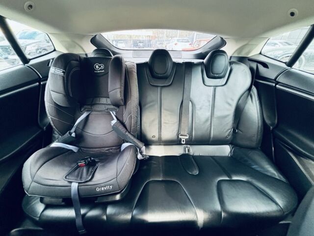 Сірий Тесла Модель С, об'ємом двигуна 0 л та пробігом 176 тис. км за 15000 $, фото 14 на Automoto.ua