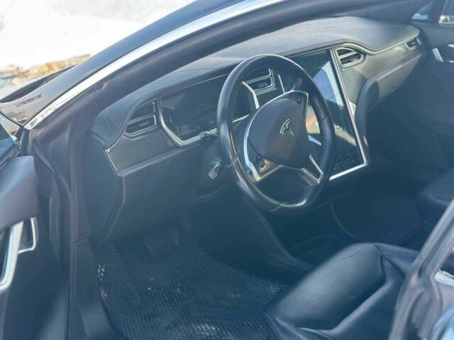 Сірий Тесла Модель С, об'ємом двигуна 0 л та пробігом 340 тис. км за 11500 $, фото 7 на Automoto.ua