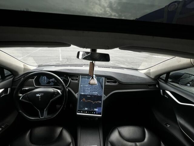 Сірий Тесла Модель С, об'ємом двигуна 0 л та пробігом 146 тис. км за 14500 $, фото 5 на Automoto.ua