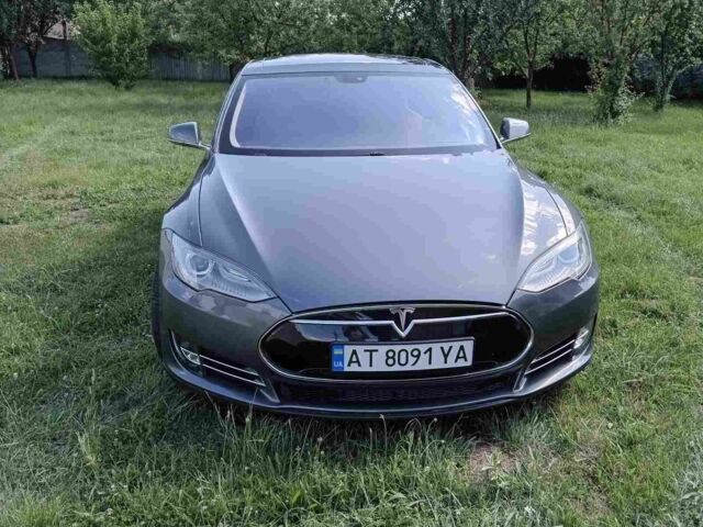 Серый Тесла Модель С, объемом двигателя 0 л и пробегом 290 тыс. км за 12300 $, фото 1 на Automoto.ua