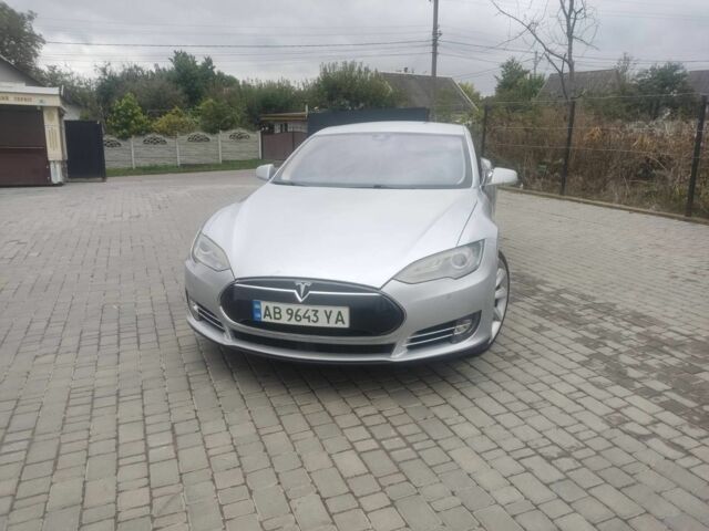 Сірий Тесла Модель С, об'ємом двигуна 0 л та пробігом 263 тис. км за 12000 $, фото 5 на Automoto.ua