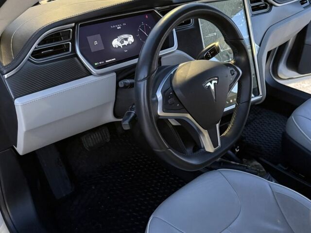 Сірий Тесла Модель С, об'ємом двигуна 0 л та пробігом 140 тис. км за 16000 $, фото 5 на Automoto.ua