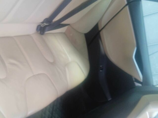 Серый Тесла Модель С, объемом двигателя 0 л и пробегом 171 тыс. км за 12000 $, фото 5 на Automoto.ua