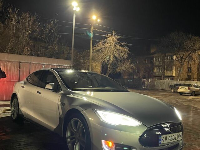 Сірий Тесла Модель С, об'ємом двигуна 0 л та пробігом 186 тис. км за 14500 $, фото 3 на Automoto.ua