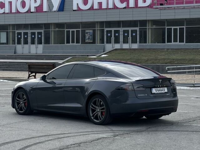 Сірий Тесла Модель С, об'ємом двигуна 0 л та пробігом 146 тис. км за 14500 $, фото 7 на Automoto.ua