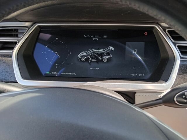 Серый Тесла Модель С, объемом двигателя 0 л и пробегом 290 тыс. км за 12300 $, фото 5 на Automoto.ua