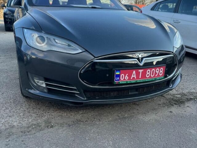 Сірий Тесла Модель С, об'ємом двигуна 0 л та пробігом 270 тис. км за 15500 $, фото 2 на Automoto.ua