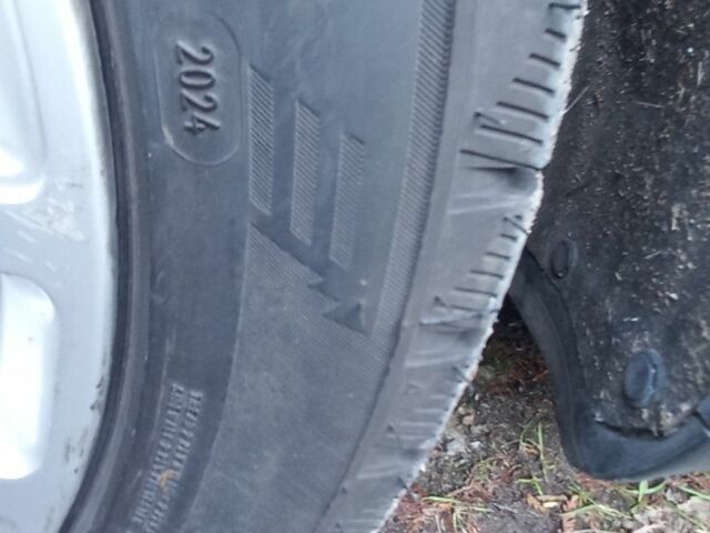 Серый Тесла Модель С, объемом двигателя 0 л и пробегом 210 тыс. км за 14500 $, фото 13 на Automoto.ua