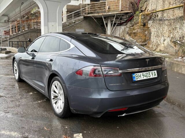 Серый Тесла Модель С, объемом двигателя 0 л и пробегом 360 тыс. км за 12000 $, фото 4 на Automoto.ua