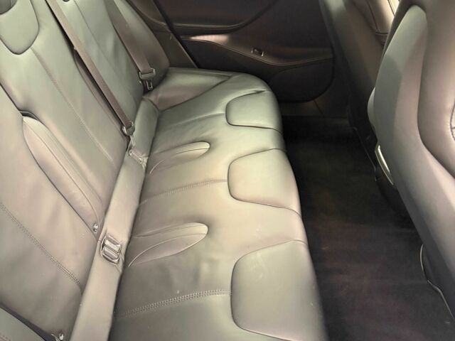 Серый Тесла Модель С, объемом двигателя 0 л и пробегом 360 тыс. км за 12000 $, фото 10 на Automoto.ua