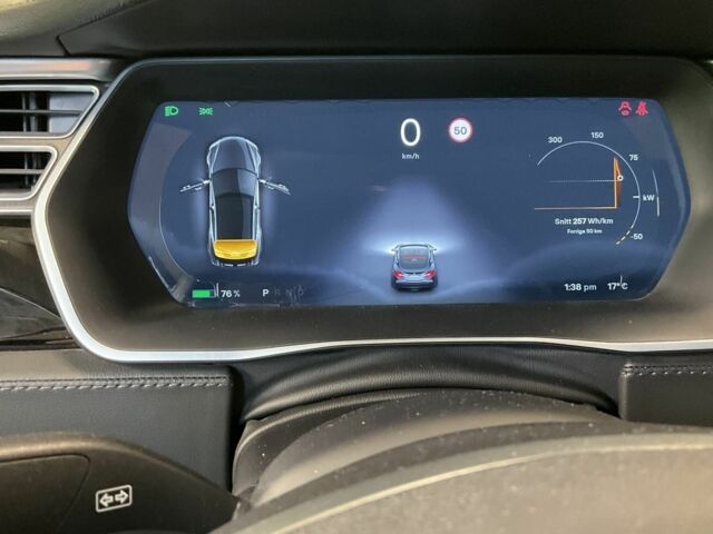 Серый Тесла Модель С, объемом двигателя 0 л и пробегом 166 тыс. км за 13500 $, фото 14 на Automoto.ua