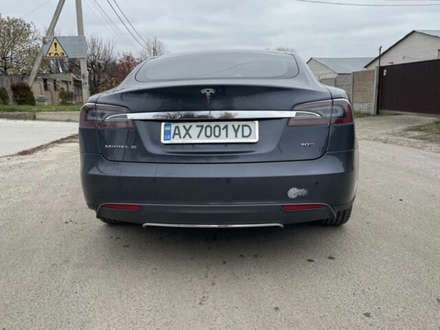 Серый Тесла Модель С, объемом двигателя 0 л и пробегом 170 тыс. км за 18000 $, фото 1 на Automoto.ua