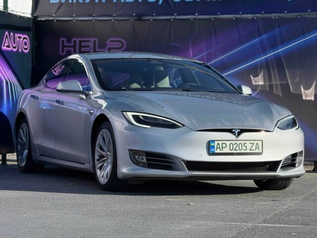 Сірий Тесла Модель С, об'ємом двигуна 0 л та пробігом 112 тис. км за 18499 $, фото 3 на Automoto.ua
