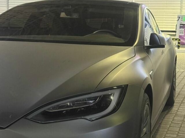 Серый Тесла Модель С, объемом двигателя 0 л и пробегом 75 тыс. км за 19500 $, фото 2 на Automoto.ua