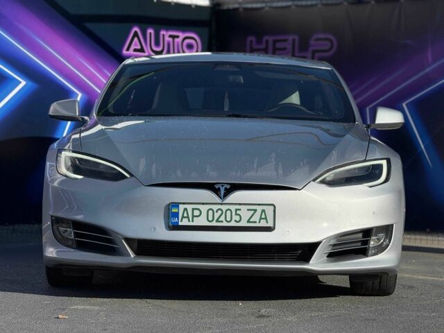 Сірий Тесла Модель С, об'ємом двигуна 0 л та пробігом 112 тис. км за 18499 $, фото 2 на Automoto.ua