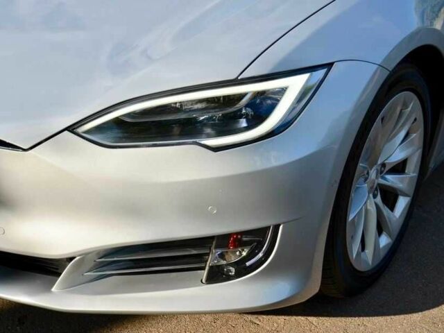 Сірий Тесла Модель С, об'ємом двигуна 0 л та пробігом 92 тис. км за 11000 $, фото 3 на Automoto.ua
