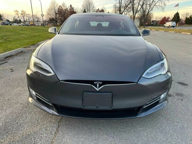 Сірий Тесла Модель С, об'ємом двигуна 0 л та пробігом 213 тис. км за 9900 $, фото 4 на Automoto.ua
