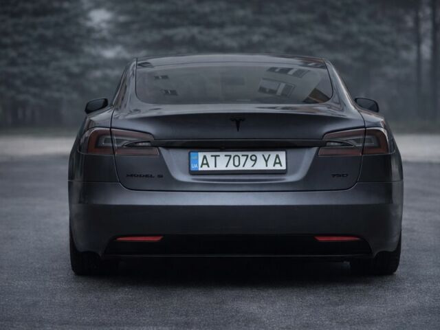 Сірий Тесла Модель С, об'ємом двигуна 0 л та пробігом 217 тис. км за 18600 $, фото 1 на Automoto.ua