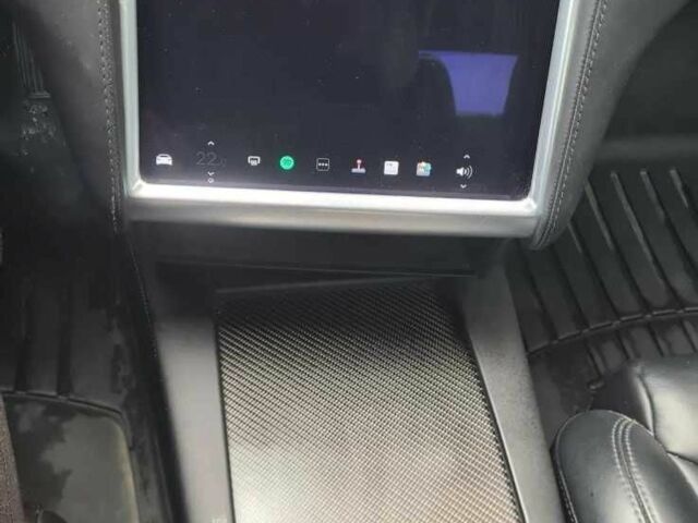 Сірий Тесла Модель С, об'ємом двигуна 0 л та пробігом 137 тис. км за 10323 $, фото 8 на Automoto.ua