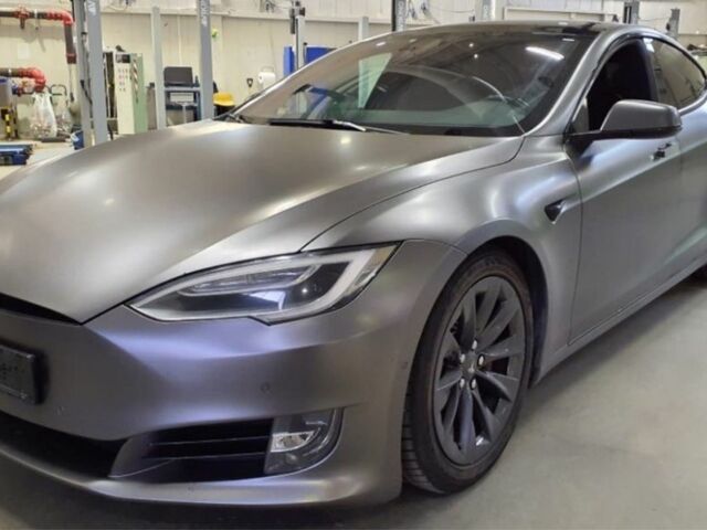 Сірий Тесла Модель С, об'ємом двигуна 0 л та пробігом 105 тис. км за 16500 $, фото 5 на Automoto.ua
