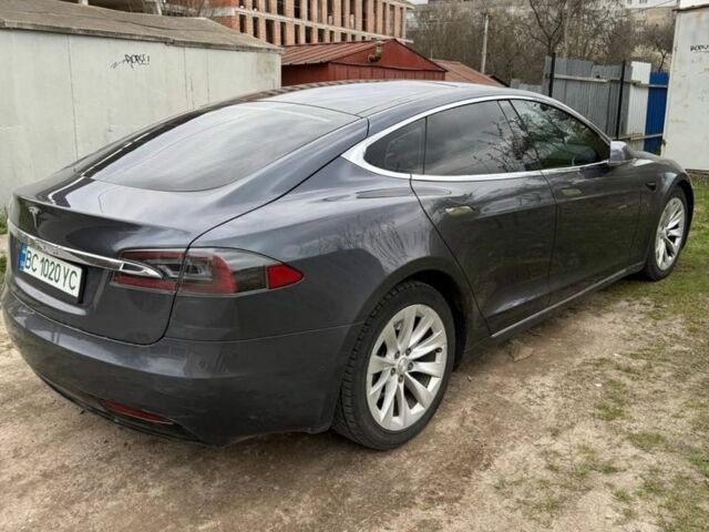 Серый Тесла Модель С, объемом двигателя 0 л и пробегом 284 тыс. км за 318 $, фото 2 на Automoto.ua