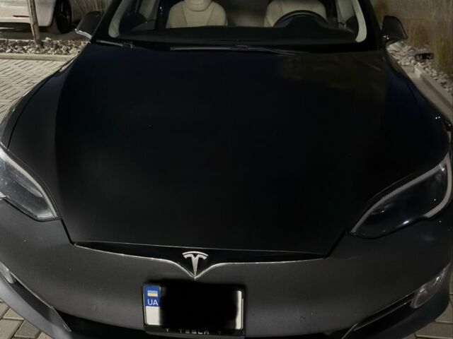Сірий Тесла Модель С, об'ємом двигуна 0.9 л та пробігом 219 тис. км за 18000 $, фото 1 на Automoto.ua