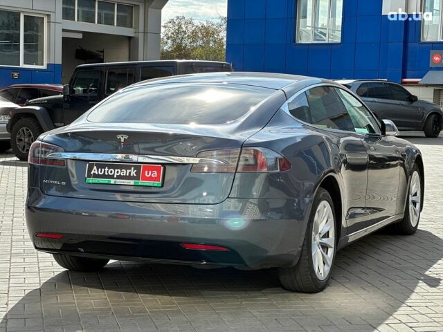 Серый Тесла Модель С, объемом двигателя 0 л и пробегом 50 тыс. км за 19230 $, фото 6 на Automoto.ua