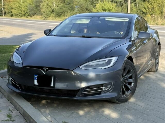 Сірий Тесла Модель С, об'ємом двигуна 0.9 л та пробігом 219 тис. км за 18000 $, фото 7 на Automoto.ua