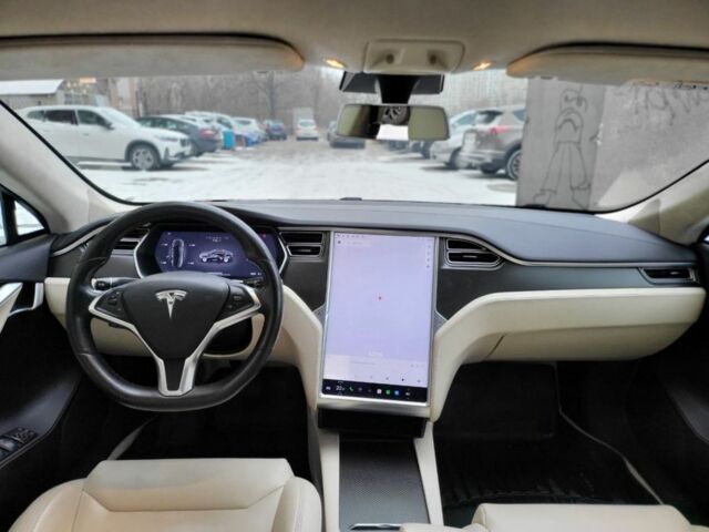 Серый Тесла Модель С, объемом двигателя 0 л и пробегом 204 тыс. км за 17200 $, фото 14 на Automoto.ua