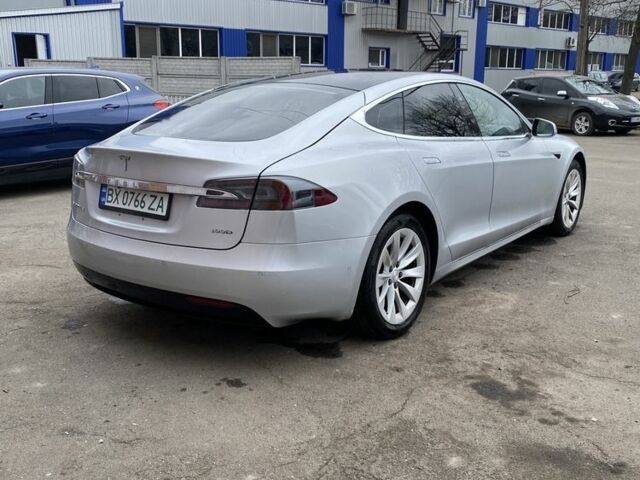 Серый Тесла Модель С, объемом двигателя 0 л и пробегом 124 тыс. км за 19900 $, фото 13 на Automoto.ua