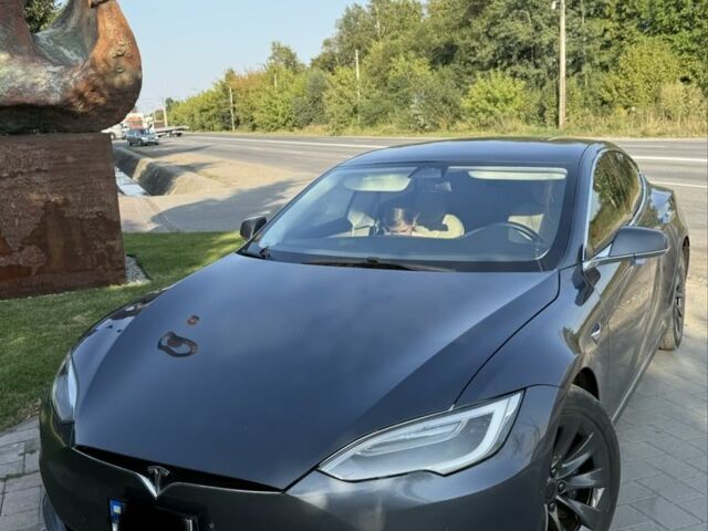 Сірий Тесла Модель С, об'ємом двигуна 0.9 л та пробігом 219 тис. км за 18000 $, фото 5 на Automoto.ua