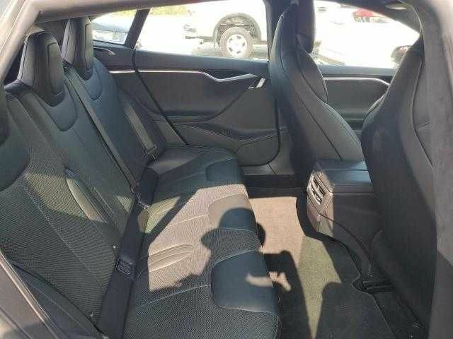 Сірий Тесла Модель С, об'ємом двигуна 0 л та пробігом 60 тис. км за 8000 $, фото 9 на Automoto.ua