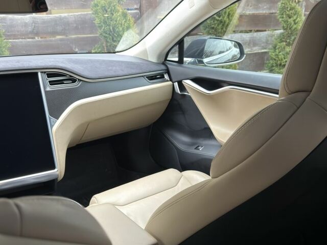 Серый Тесла Модель С, объемом двигателя 0 л и пробегом 217 тыс. км за 22900 $, фото 12 на Automoto.ua