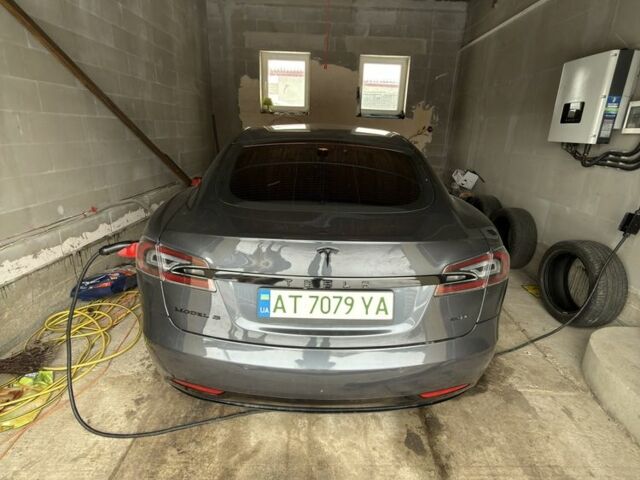 Сірий Тесла Модель С, об'ємом двигуна 0 л та пробігом 217 тис. км за 18600 $, фото 10 на Automoto.ua