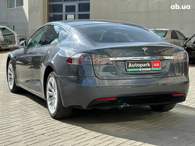 Серый Тесла Модель С, объемом двигателя 0 л и пробегом 50 тыс. км за 19230 $, фото 8 на Automoto.ua