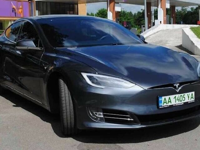 Сірий Тесла Модель С, об'ємом двигуна 0 л та пробігом 63 тис. км за 572 $, фото 3 на Automoto.ua