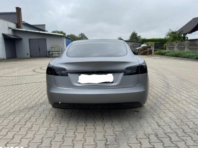 Серый Тесла Модель С, объемом двигателя 0 л и пробегом 78 тыс. км за 10200 $, фото 10 на Automoto.ua