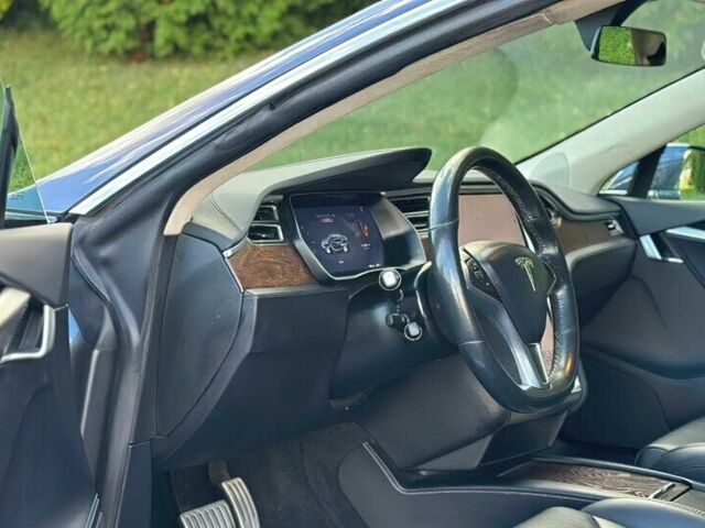 Сірий Тесла Модель С, об'ємом двигуна 0 л та пробігом 39 тис. км за 9000 $, фото 13 на Automoto.ua