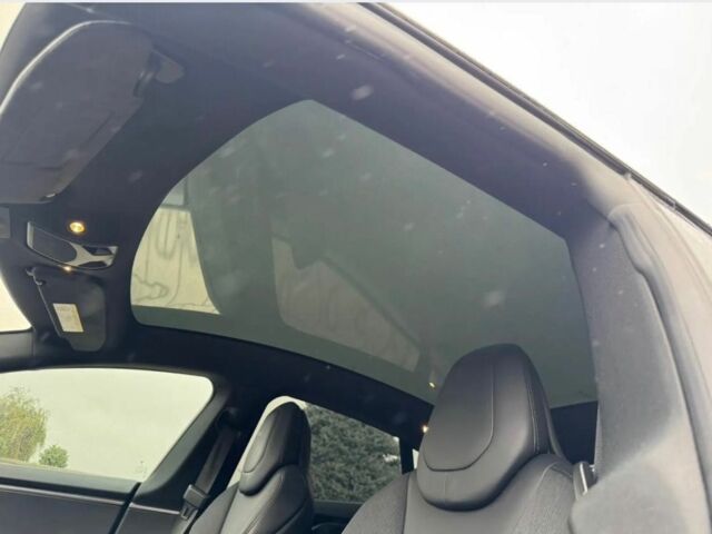 Серый Тесла Модель С, объемом двигателя 0 л и пробегом 78 тыс. км за 10200 $, фото 13 на Automoto.ua