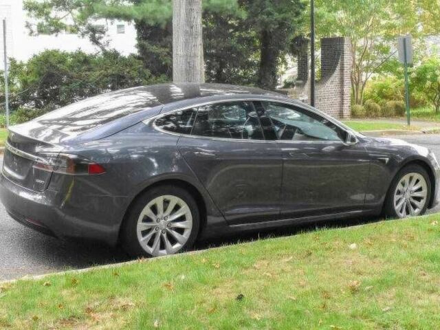 Сірий Тесла Модель С, об'ємом двигуна 0 л та пробігом 78 тис. км за 13500 $, фото 6 на Automoto.ua