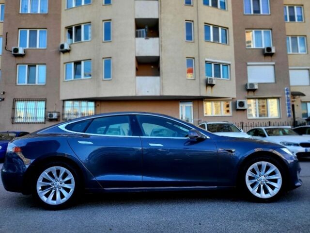 Тесла Модель С 2019 в Вышгороде на Automoto.ua Серый Тесла Модель С, объемом двигателя 0 л и пробегом 163 тыс. км за 21999 $, фото 8 на Automoto.ua