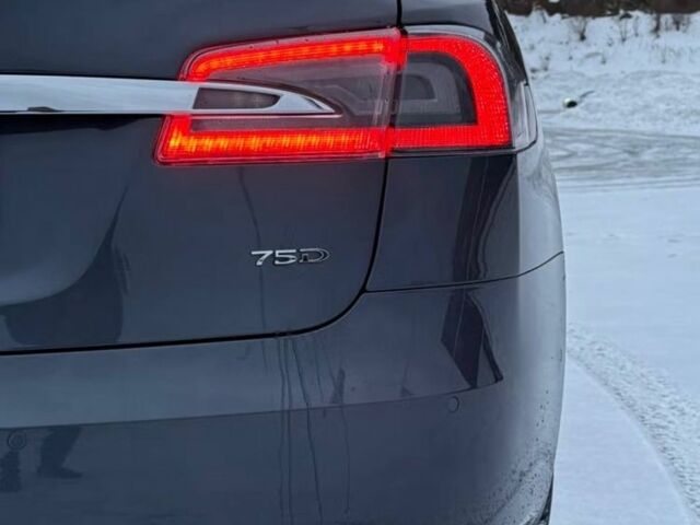 Сірий Тесла Модель С, об'ємом двигуна 0 л та пробігом 150 тис. км за 17400 $, фото 5 на Automoto.ua