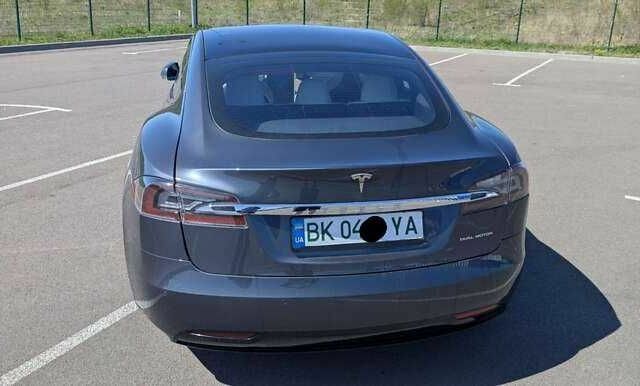 Сірий Тесла Модель С, об'ємом двигуна 0 л та пробігом 48 тис. км за 9600 $, фото 3 на Automoto.ua