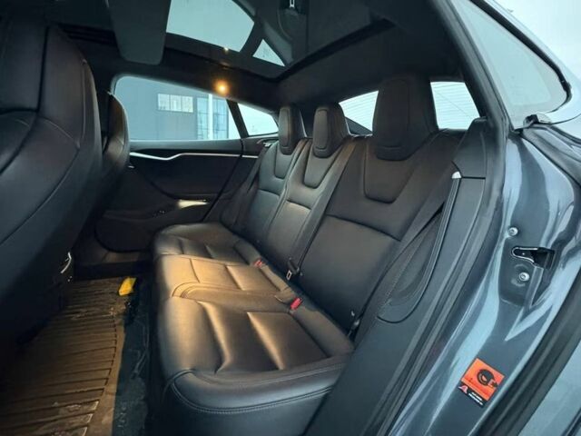 Сірий Тесла Модель С, об'ємом двигуна 0 л та пробігом 150 тис. км за 17400 $, фото 8 на Automoto.ua