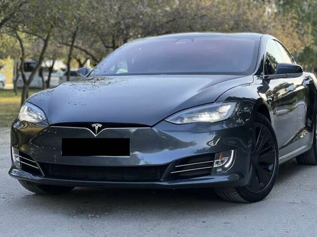 Сірий Тесла Модель С, об'ємом двигуна 0 л та пробігом 70 тис. км за 40000 $, фото 7 на Automoto.ua